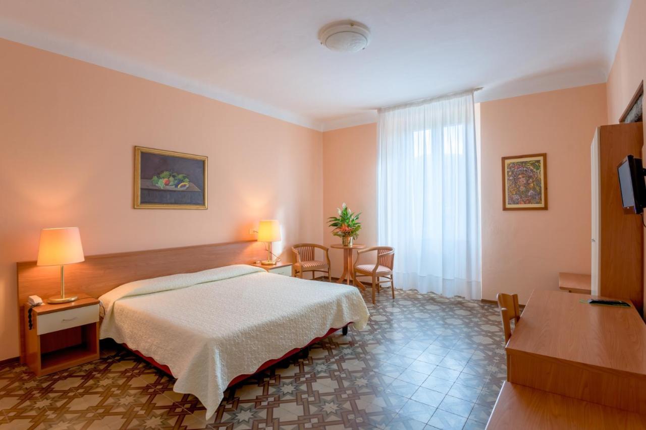 Hotel Roma Porretta Terme Exterior photo